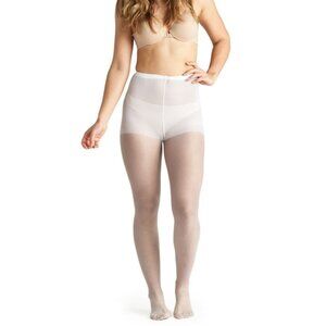 ON THE GO Day Sheer Pantyhose Nude Invisible Reinforced Toe Size B New NIP